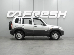 Внедорожник Chevrolet Niva 2011 года, 609000 рублей, Воронеж