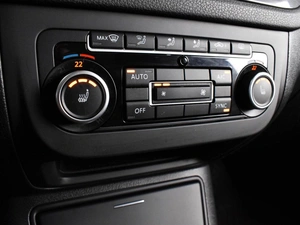 Внедорожник Volkswagen Tiguan 2012 года, 1347000 рублей, Воронеж