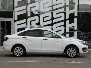 Седан ВАЗ (LADA) Vesta 2023 года, 947500 рублей, Волгоград