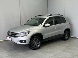 Внедорожник Volkswagen Tiguan 2011 года, 1175000 рублей, Красноярск