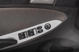 Седан Hyundai Solaris 2014 года, 629000 рублей, Томск