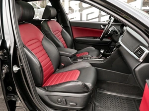 Седан Kia Optima 2018 года, 2198000 рублей, Волгоград