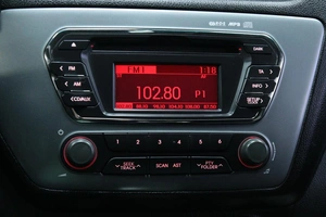 Хетчбэк Kia Rio 2014 года, 798000 рублей, Солонцы