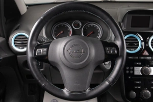 Хетчбэк Opel Corsa 2011 года, 709000 рублей, Оренбург