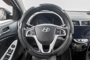 Хетчбэк Hyundai Solaris 2013 года, 949000 рублей, Барнаул