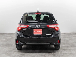 Хетчбэк Toyota Vitz 2019 года, 1100000 рублей, Красноярск