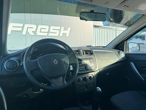 Седан Renault Logan 2017 года, 829000 рублей, Ижевск