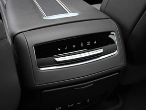 Внедорожник Cadillac Escalade 2023 года, 16999000 рублей, Кирилловка