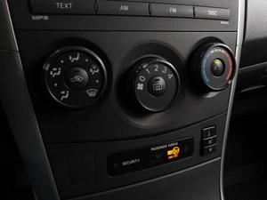 Седан Toyota Corolla 2008 года, 929000 рублей, Воронеж