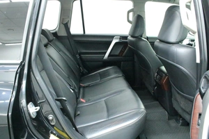 Внедорожник Toyota Land Cruiser Prado 2017 года, 3995000 рублей, Красноярск