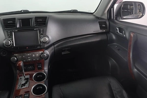 Внедорожник Toyota Highlander 2012 года, 2019000 рублей, Пермь