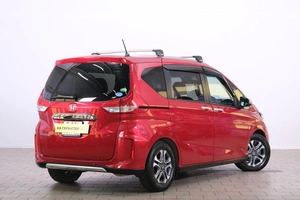 Минивэн Honda Freed 2020 года, 1939000 рублей, Омск