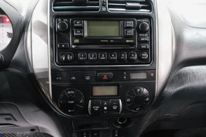 Внедорожник Toyota RAV4 2004 года, 849000 рублей, Новокузнецк