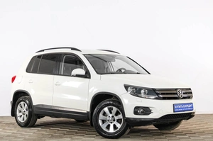 Внедорожник Volkswagen Tiguan 2012 года, 1749000 рублей, Тюмень