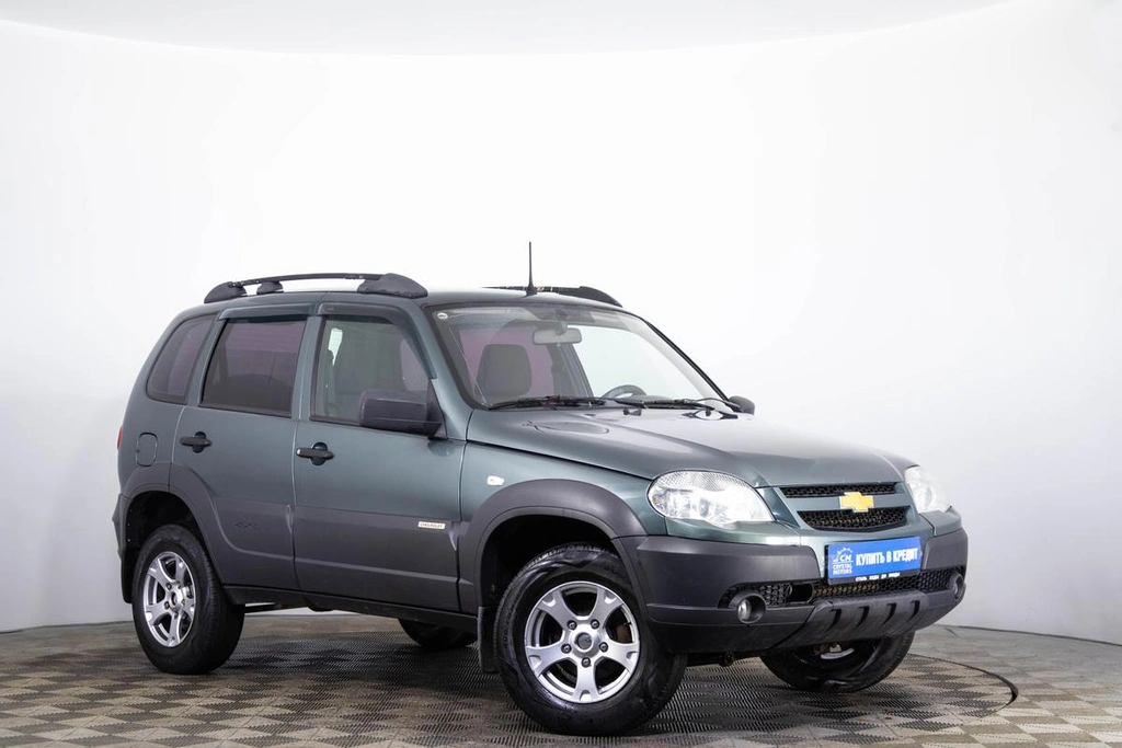 Внедорожник Chevrolet Niva 2016 года, 669000 рублей, Пермь