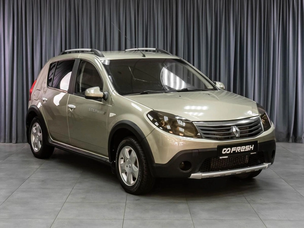 Хетчбэк Renault Sandero Stepway 2012 года, 499000 рублей, Тюмень
