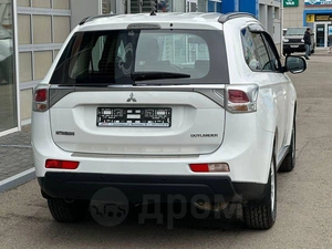 Внедорожник Mitsubishi Outlander 2013 года, 1590000 рублей, Красноярск