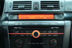 Седан Mazda 3 2008 года, 649000 рублей, Омск