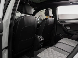 Внедорожник Volkswagen Tayron X 2023 года, 4200000 рублей, Тюмень