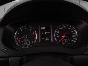 Седан Volkswagen Jetta 2011 года, 1020000 рублей, Воронеж