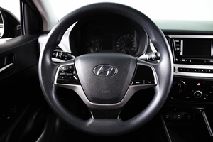 Седан Hyundai Solaris 2018 года, 1069000 рублей, Пермь