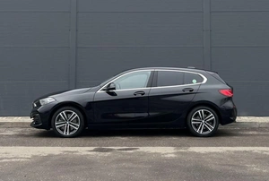 Хетчбэк BMW 1 серия 2022 года, 3350000 рублей, Солонцы
