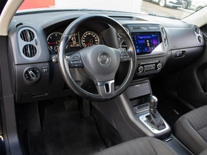 Внедорожник Volkswagen Tiguan 2014 года, 1329000 рублей, Петрозаводск