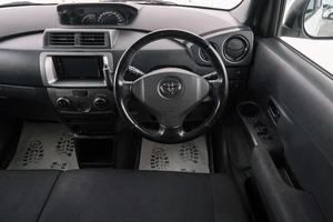 Минивэн Toyota bB 2009 года, 739000 рублей, Красноярск