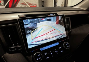 Внедорожник Toyota RAV4 2016 года, 2557000 рублей, Красноярск