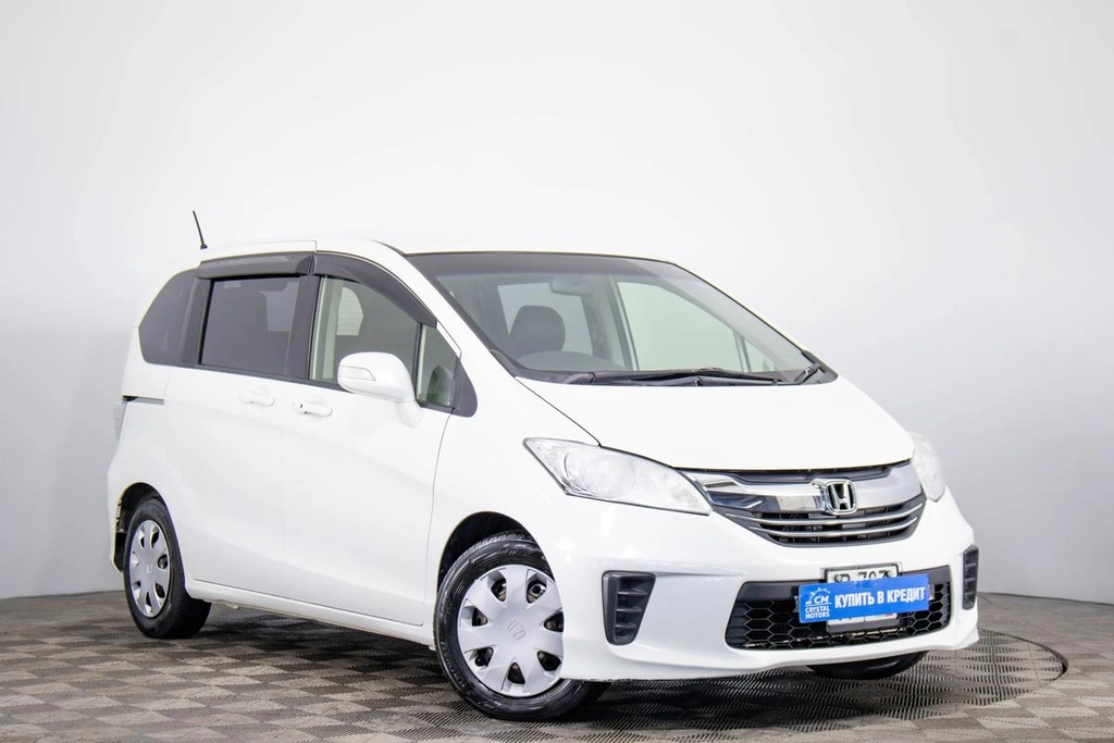 Минивэн Honda Freed 2014 года, 1499000 рублей, Пермь