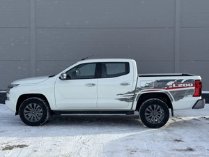Пикап Mitsubishi L200 2025 года, 5570000 рублей, Солонцы