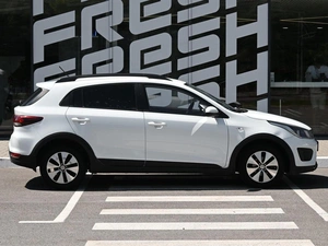 Хетчбэк Kia Rio X-Line 2017 года, 1340000 рублей, Волгоград