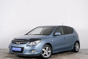 Хетчбэк Hyundai i30 2010 года, 849000 рублей, Красноярск