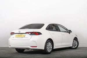Седан Toyota Corolla 2021 года, 2139000 рублей, Томск