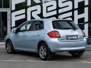 Хетчбэк Toyota Auris 2007 года, 619000 рублей, Волгоград