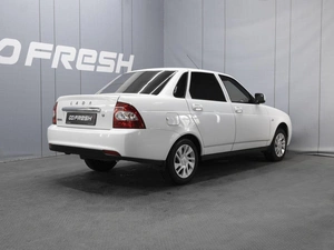 Седан ВАЗ (LADA) Priora 2018 года, 685000 рублей, Омск