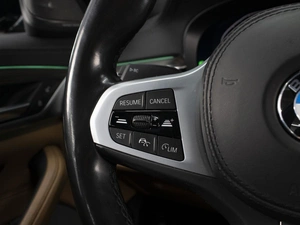 Седан BMW 5 серия 2021 года, 7600000 рублей, Омск