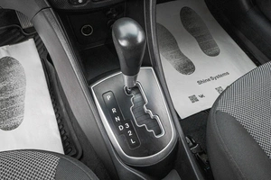 Седан Hyundai Solaris 2013 года, 849000 рублей, Барнаул