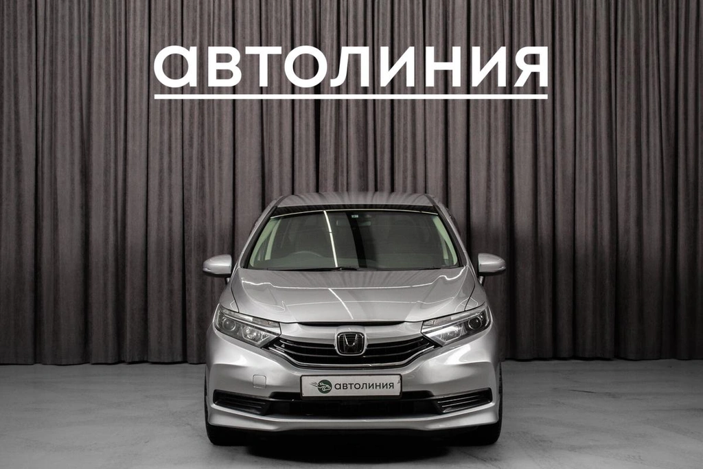 Универсал Honda Shuttle 2019 года, 1500000 рублей, Красноярск