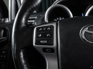 Внедорожник Toyota Land Cruiser Prado 2015 года, 4140000 рублей, Волгоград