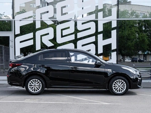 Седан Kia Rio 2019 года, 1690000 рублей, Волгоград