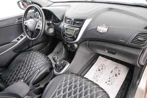 Седан Hyundai Solaris 2011 года, 849000 рублей, Красноярск