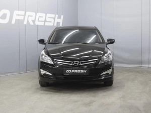 Седан Hyundai Solaris 2015 года, 1080000 рублей, Омск