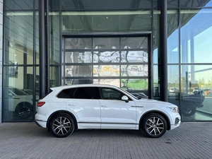 Внедорожник Volkswagen Touareg 2020 года, 5770000 рублей, Уфа