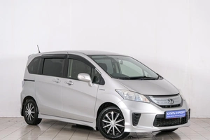 Минивэн Honda Freed 2012 года, 1099000 рублей, Красноярск