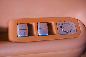 Внедорожник LiXiang L7 2024 года, 6739000 рублей, Кемерово