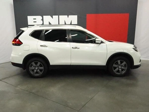 Внедорожник Nissan X-Trail 2019 года, 1940000 рублей, Курск