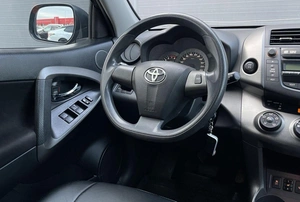 Внедорожник Toyota RAV4 2011 года, 1527000 рублей, Солонцы