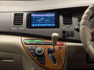 Минивэн Toyota Isis 2010 года, 1090000 рублей, Красноярск