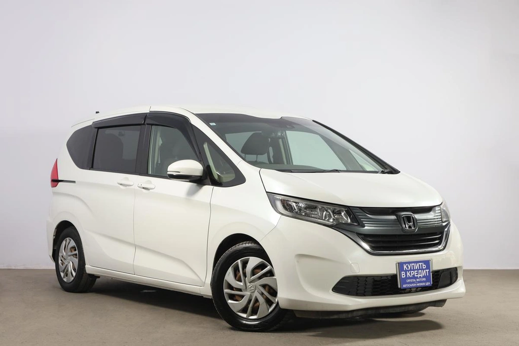 Минивэн Honda Freed 2017 года, 1459000 рублей, Новосибирск
